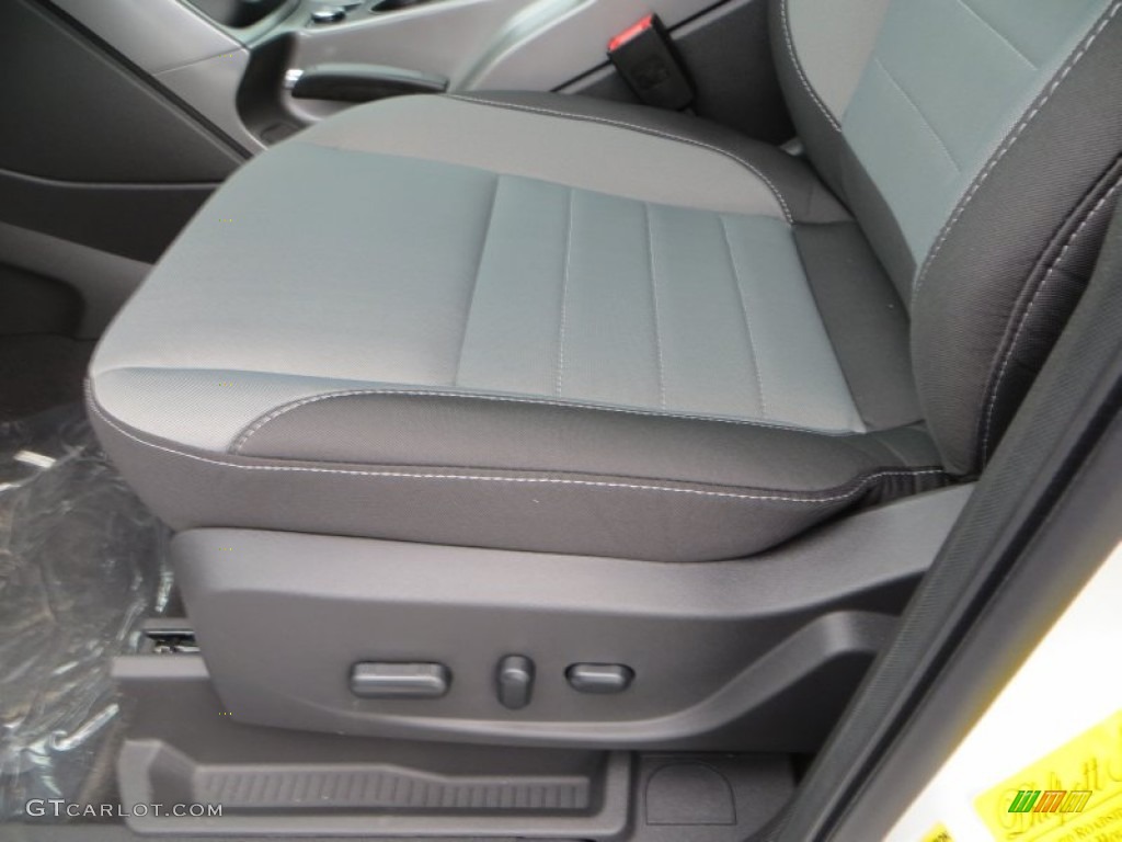2014 Ford Escape SE 1.6L EcoBoost Front Seat Photo #83221043