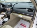 2013 Super White Toyota Camry XLE  photo #16