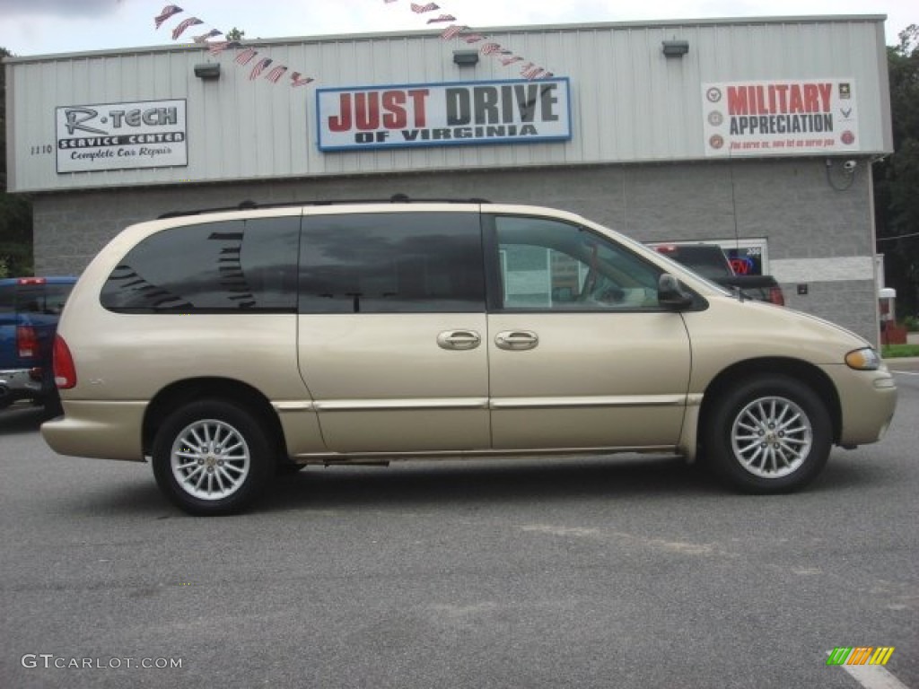 2000 Town & Country LX - Champagne Pearl / Camel photo #7