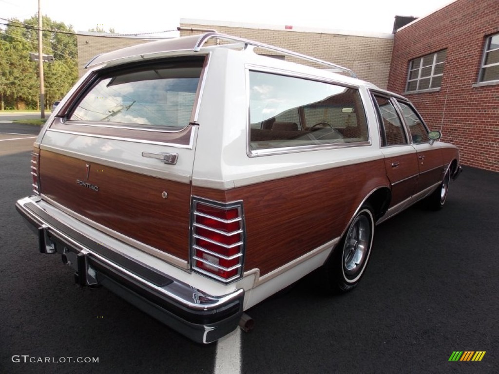Cameo White 1978 Pontiac Grand Safari Station Wagon Exterior Photo #83225108