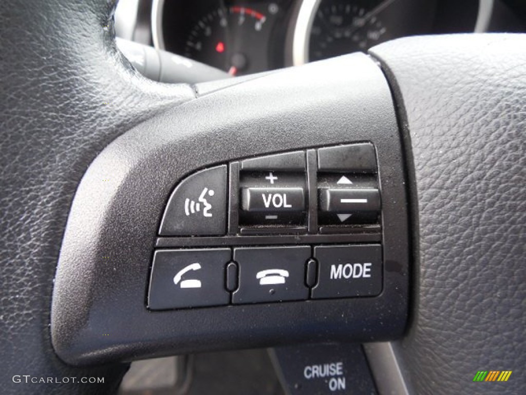 2012 Mazda CX-7 i Sport Controls Photo #83225150