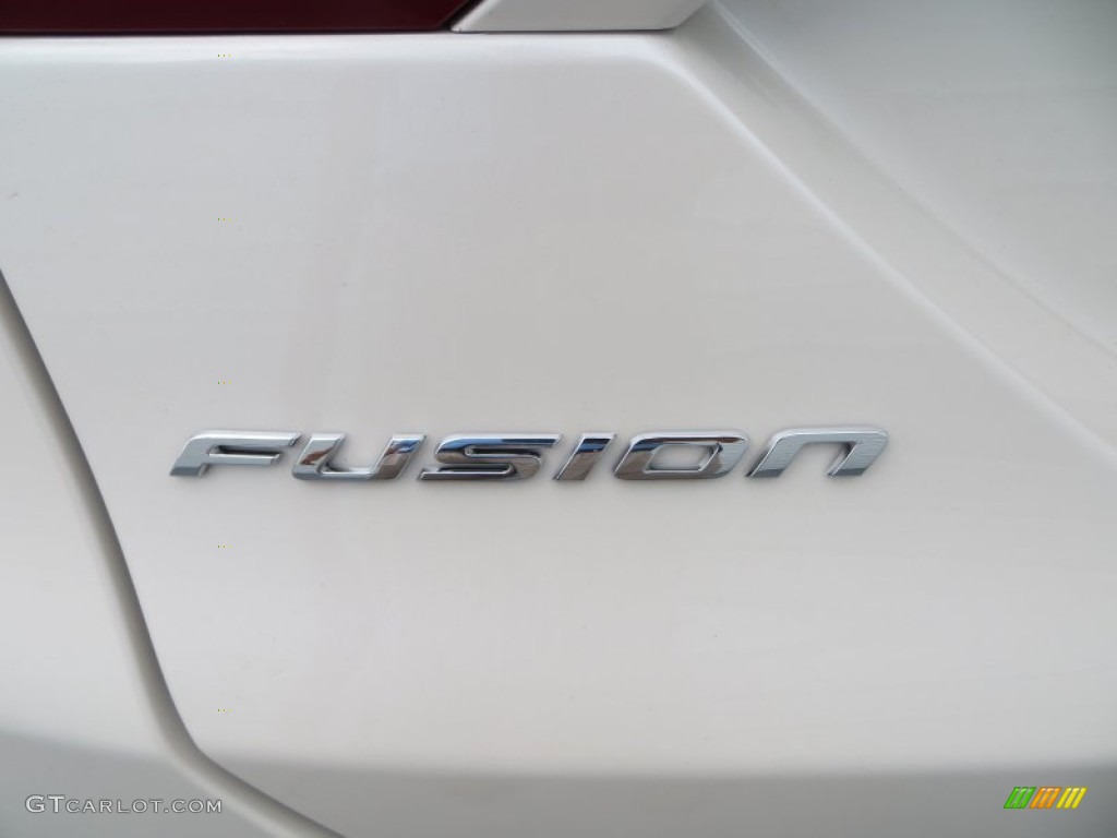2013 Fusion SE 1.6 EcoBoost - White Platinum Metallic Tri-coat / Charcoal Black photo #12