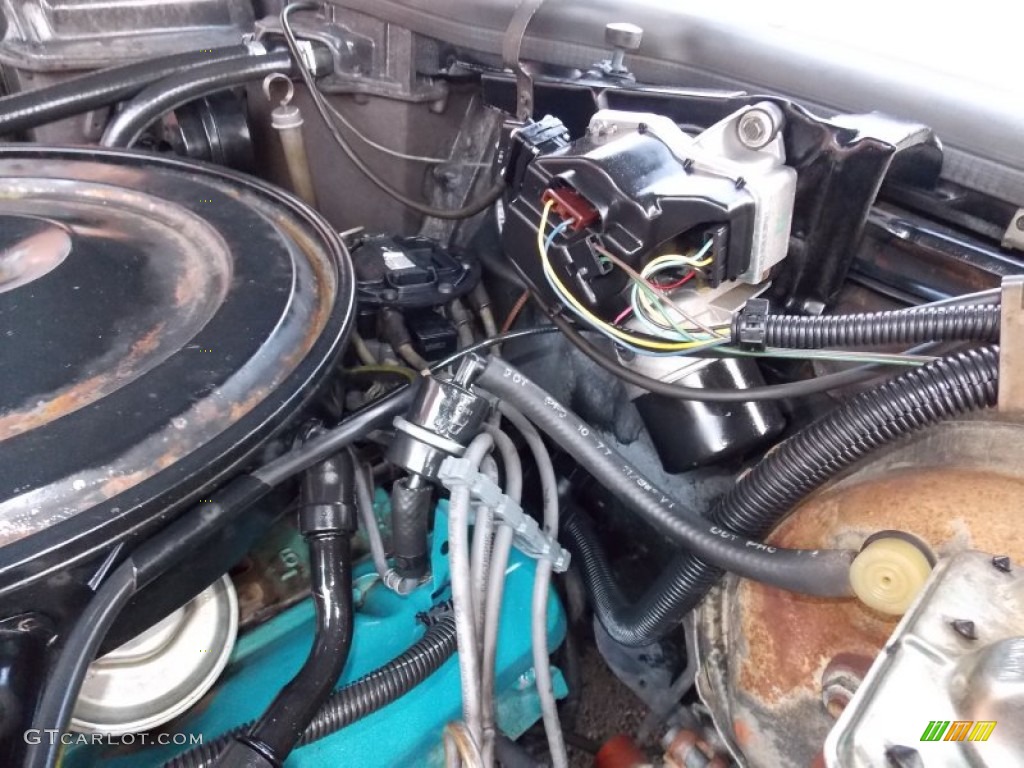 1978 Pontiac Grand Safari Station Wagon Engine Photos