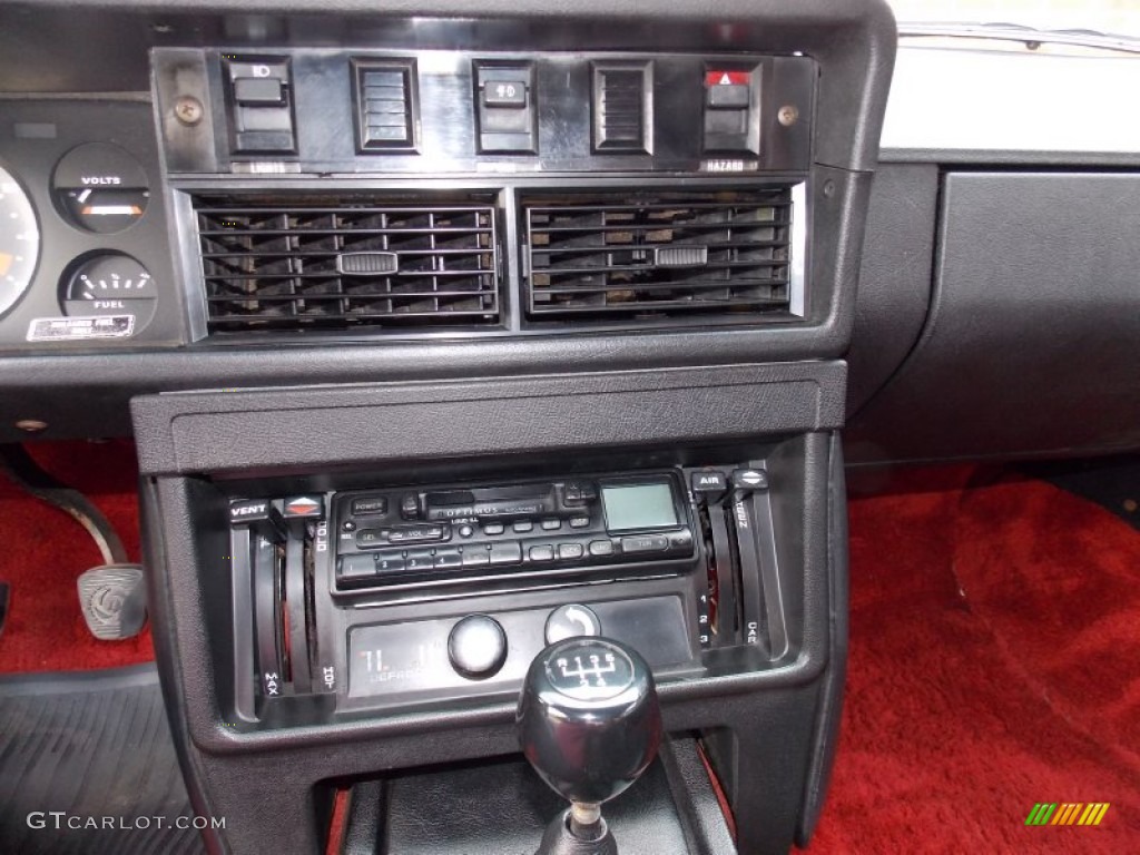 1980 Triumph TR7 Drophead Convertible Controls Photo #83227478
