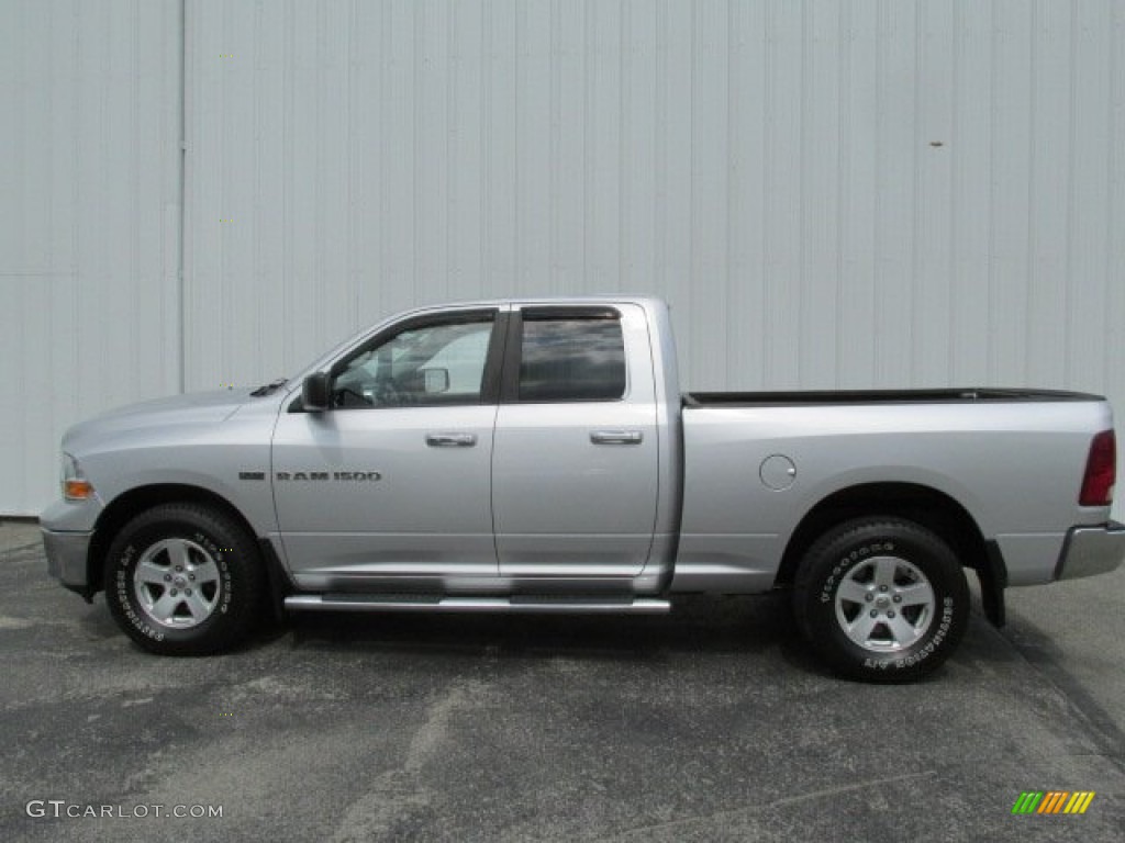 2011 Ram 1500 SLT Quad Cab 4x4 - Bright Silver Metallic / Dark Slate Gray/Medium Graystone photo #3