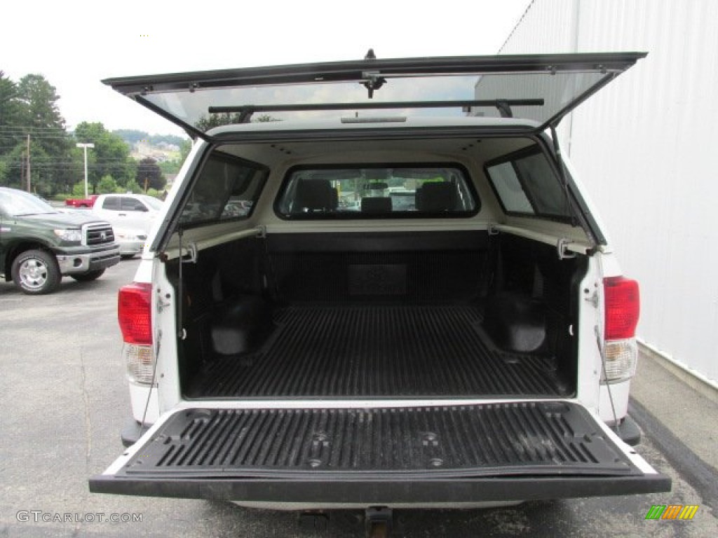 2010 Tundra Double Cab 4x4 - Super White / Graphite Gray photo #9