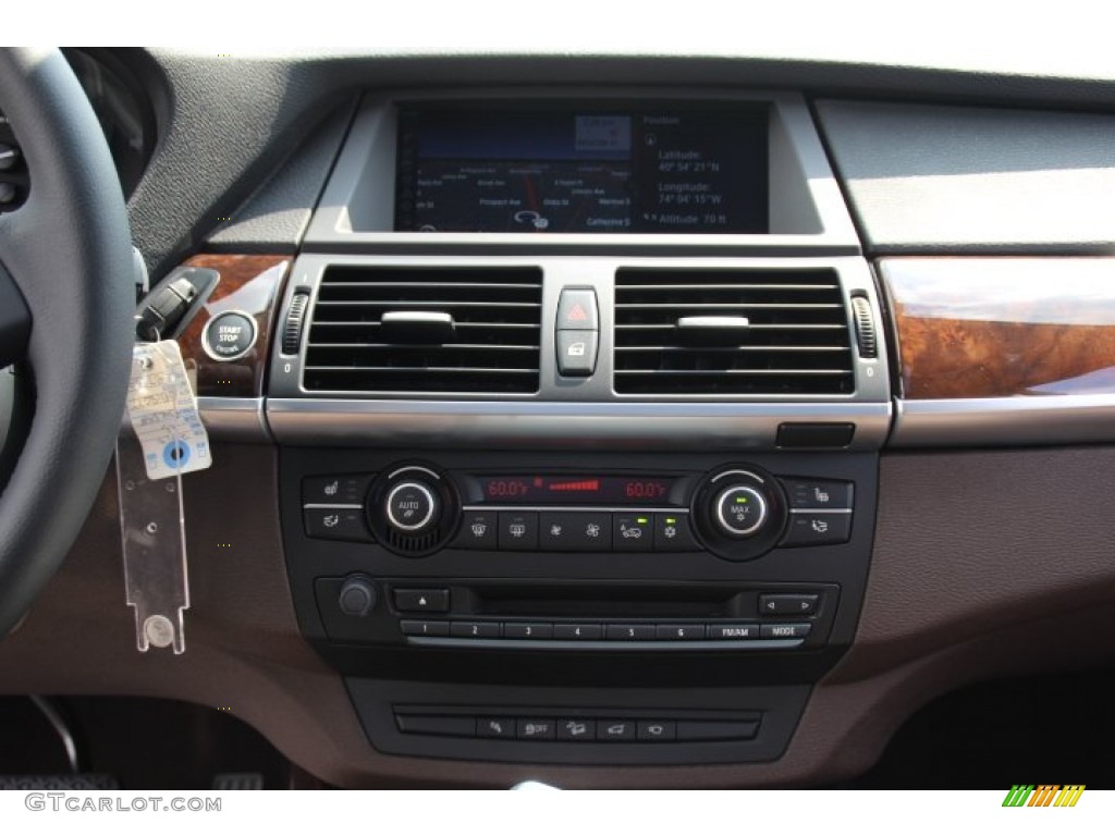 2013 BMW X5 xDrive 35i Controls Photo #83229845