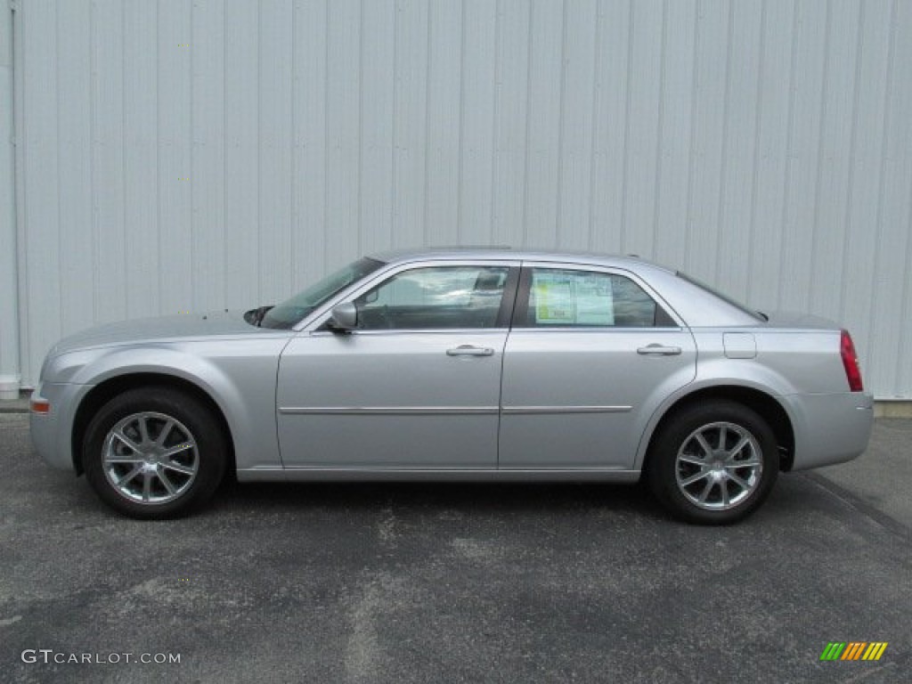 Bright Silver Metallic 2009 Chrysler 300 Touring AWD Exterior Photo #83230479