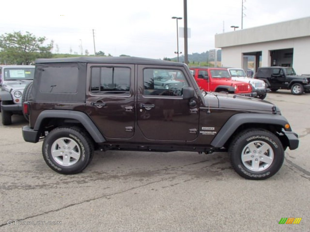 2013 Wrangler Unlimited Sport S 4x4 - Rugged Brown Pearl / Black photo #5