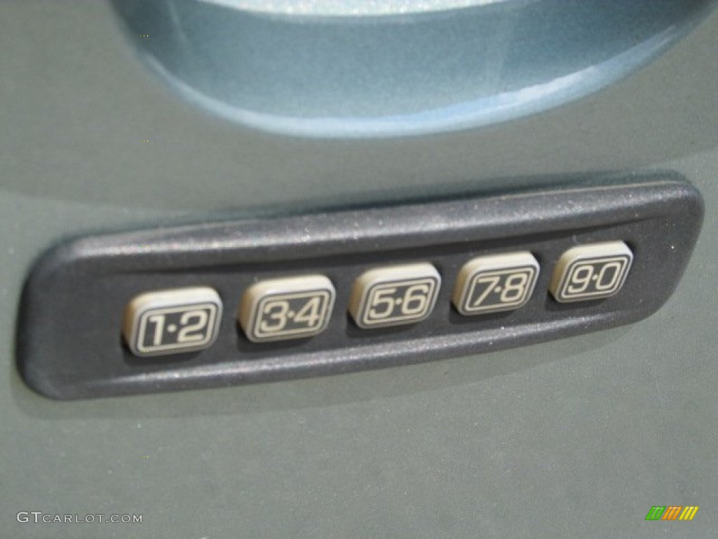 2006 Mariner Premier 4WD - Light Tundra Metallic / Pebble/Light Parchment photo #3