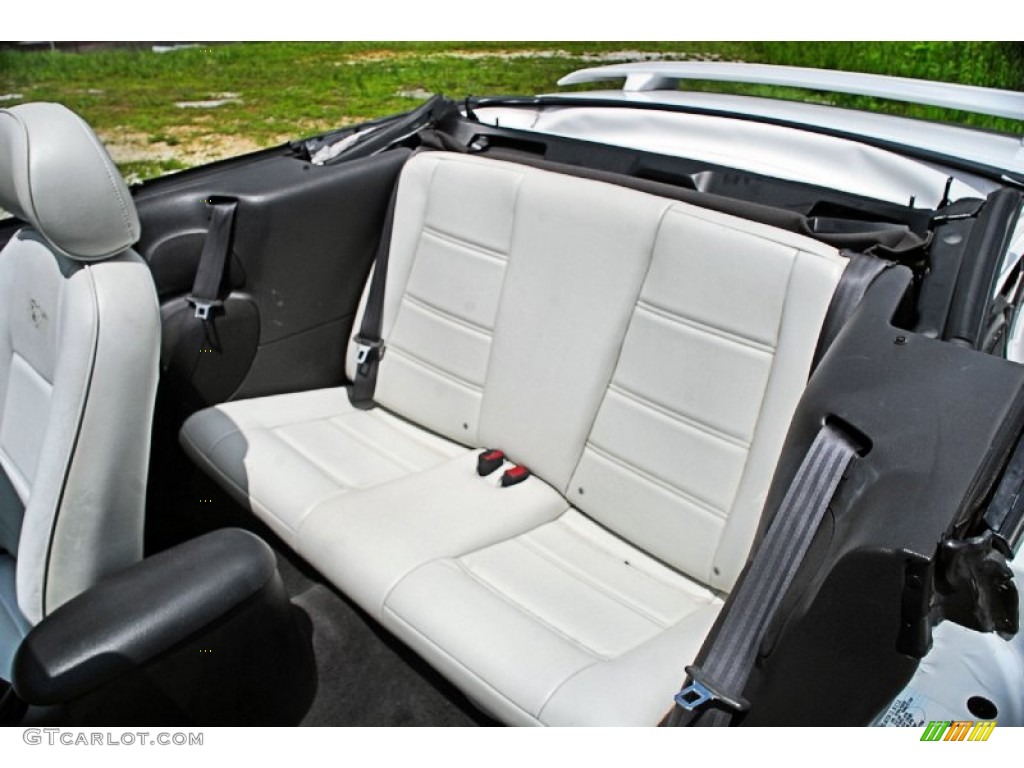 2004 Ford Mustang V6 Convertible Rear Seat Photo #83232022