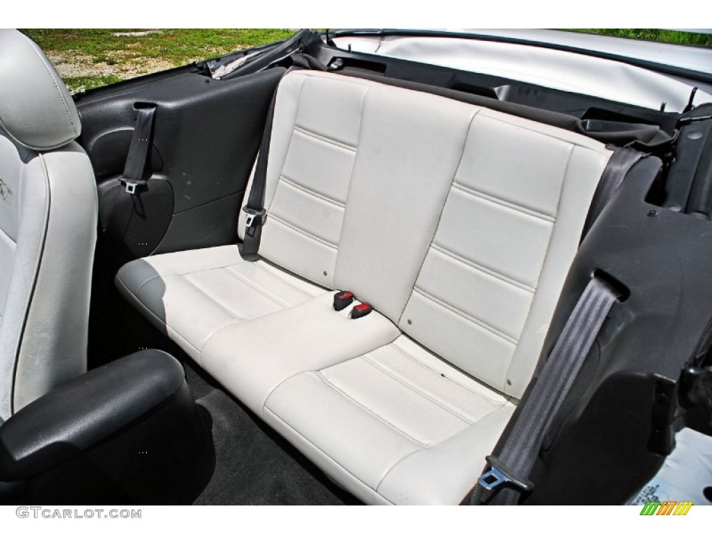 2004 Ford Mustang V6 Convertible Rear Seat Photo #83232071