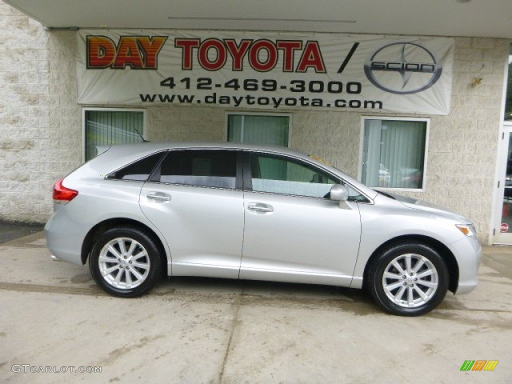 2009 Venza AWD - Classic Silver Metallic / Gray photo #1