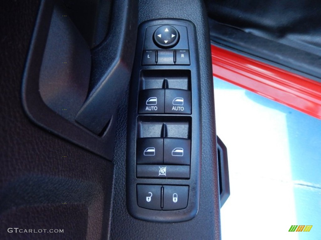 2013 Ram 1500 Tradesman Quad Cab 4x4 Controls Photo #83235998