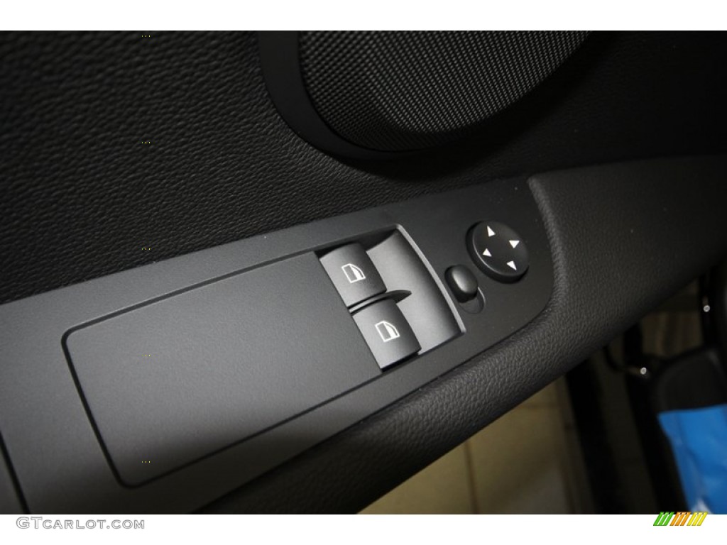 2013 3 Series 328i Coupe - Jet Black / Black photo #14