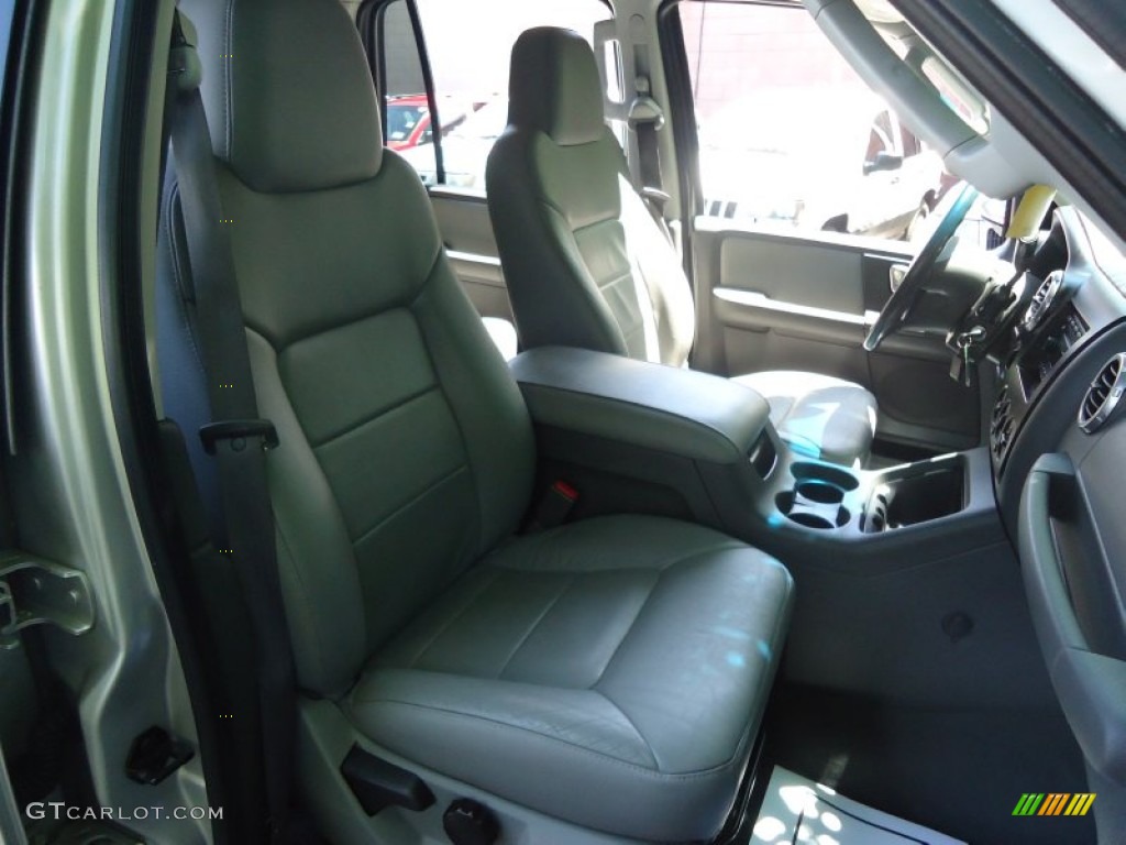 2003 Expedition XLT 4x4 - Silver Birch Metallic / Flint Grey photo #12