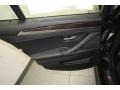 Jet Black - 5 Series 550i Sedan Photo No. 32