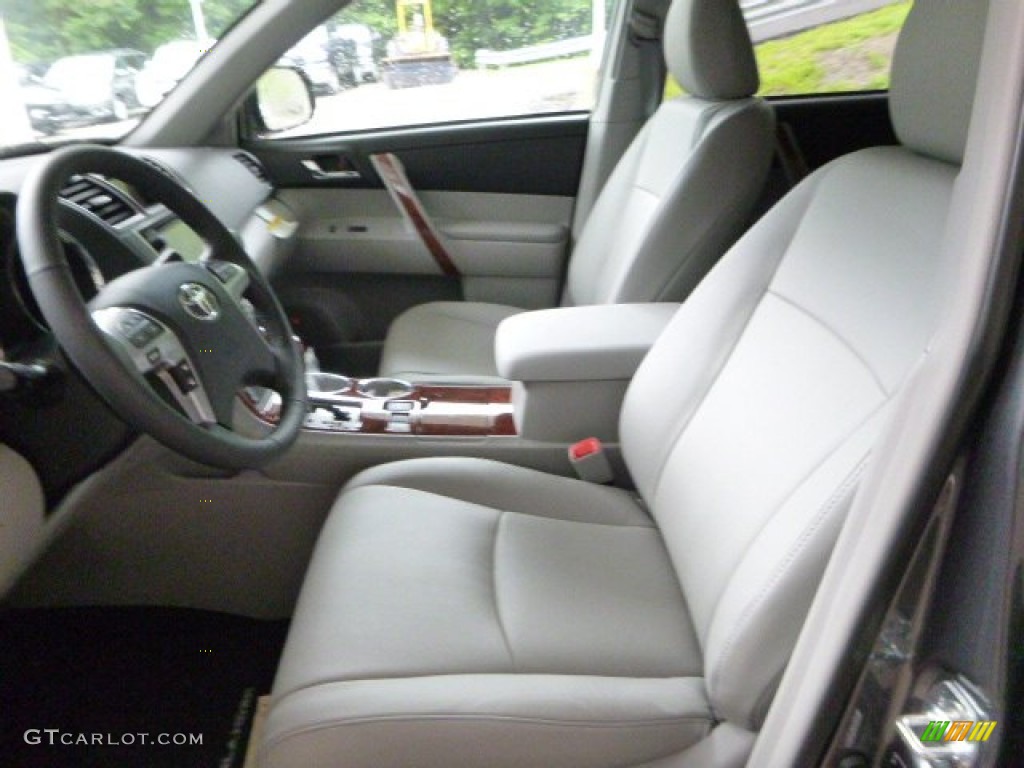 2013 Highlander Limited 4WD - Magnetic Gray Metallic / Ash photo #11