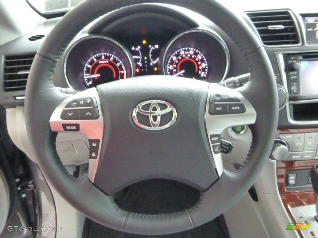 2013 Highlander Limited 4WD - Magnetic Gray Metallic / Ash photo #17