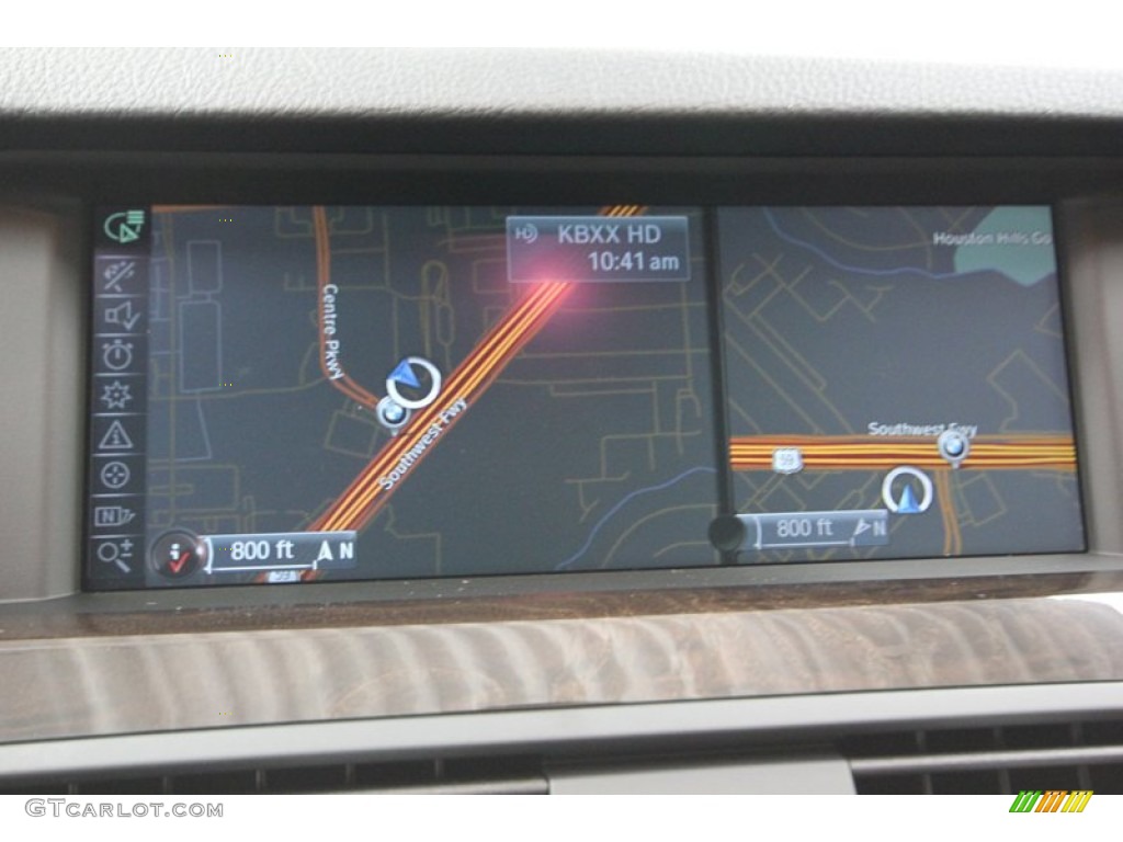 2013 BMW 5 Series 550i Sedan Navigation Photos