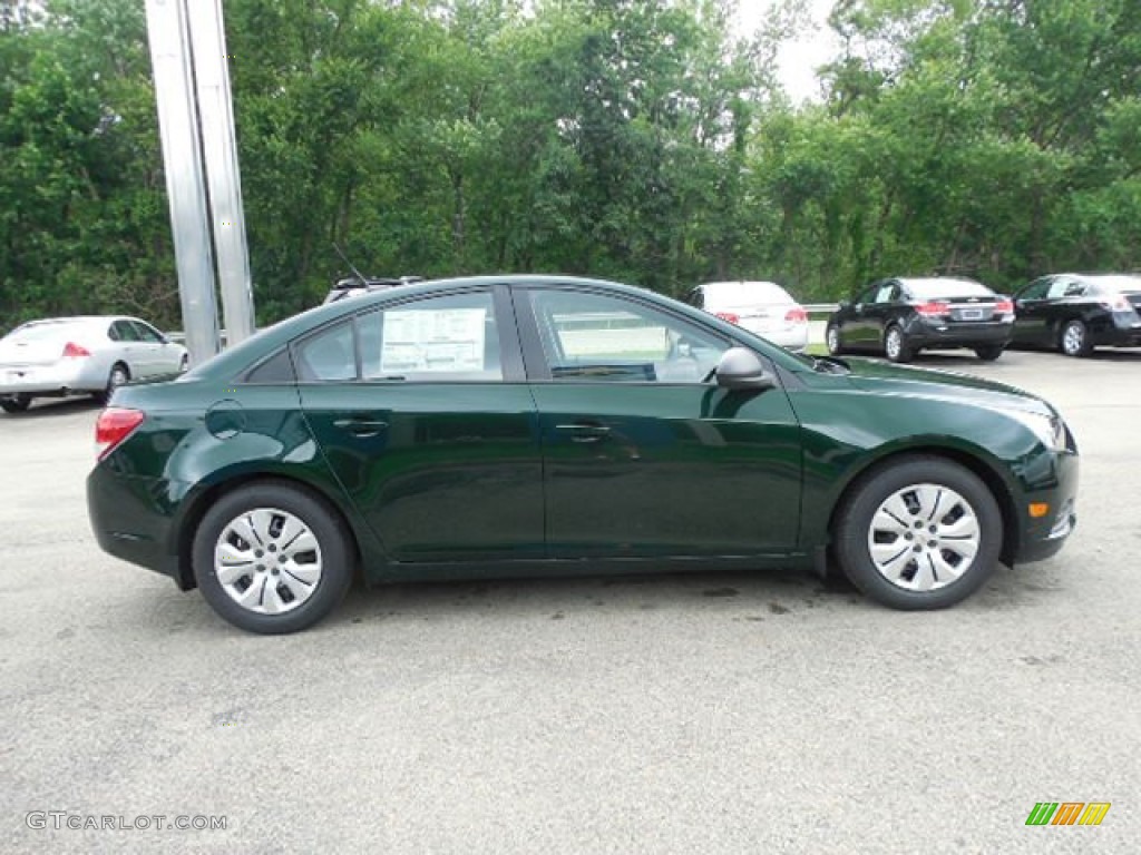 2014 Cruze LS - Rainforest Green Metallic / Jet Black/Medium Titanium photo #7
