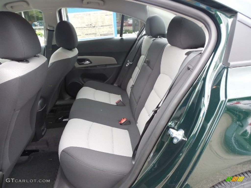 2014 Cruze LS - Rainforest Green Metallic / Jet Black/Medium Titanium photo #13