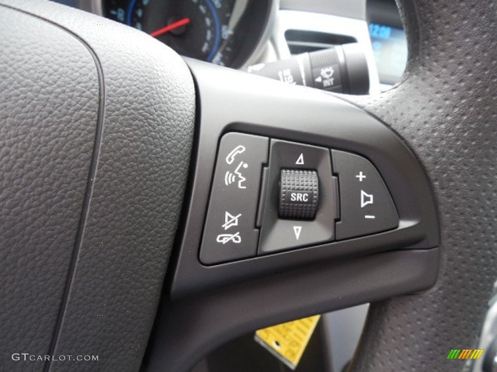 2014 Cruze LS - Rainforest Green Metallic / Jet Black/Medium Titanium photo #18