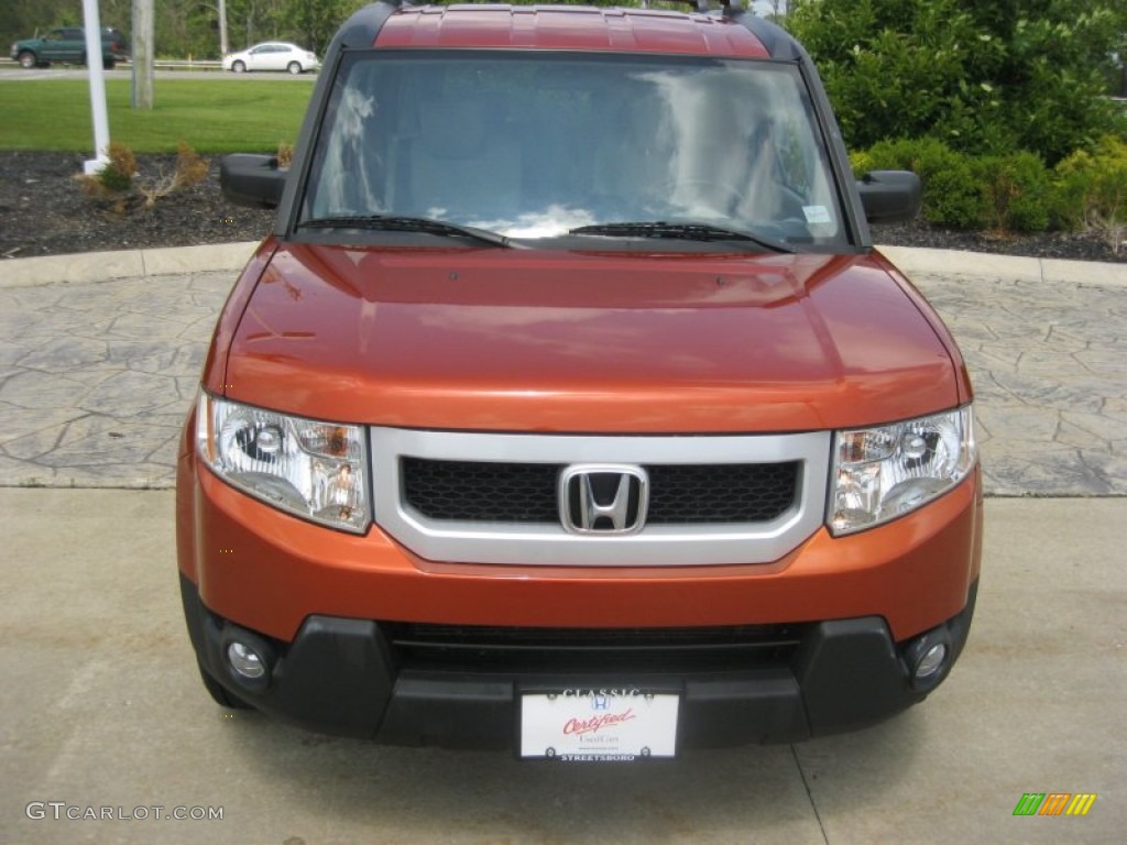 2009 Element EX AWD - Citrus Fire Metallic / Titanium photo #2