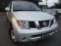 Silver Lightning - Pathfinder SE 4x4 Photo No. 2