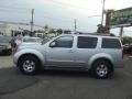 2007 Silver Lightning Nissan Pathfinder SE 4x4  photo #5