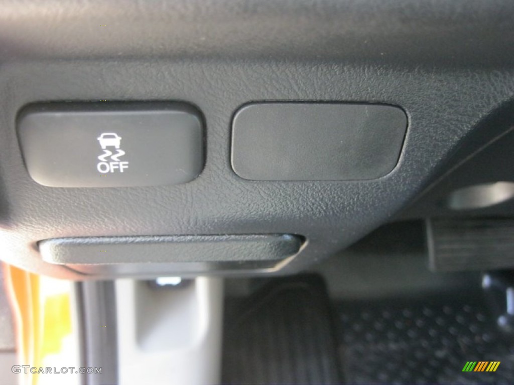 2009 Element EX AWD - Citrus Fire Metallic / Titanium photo #18