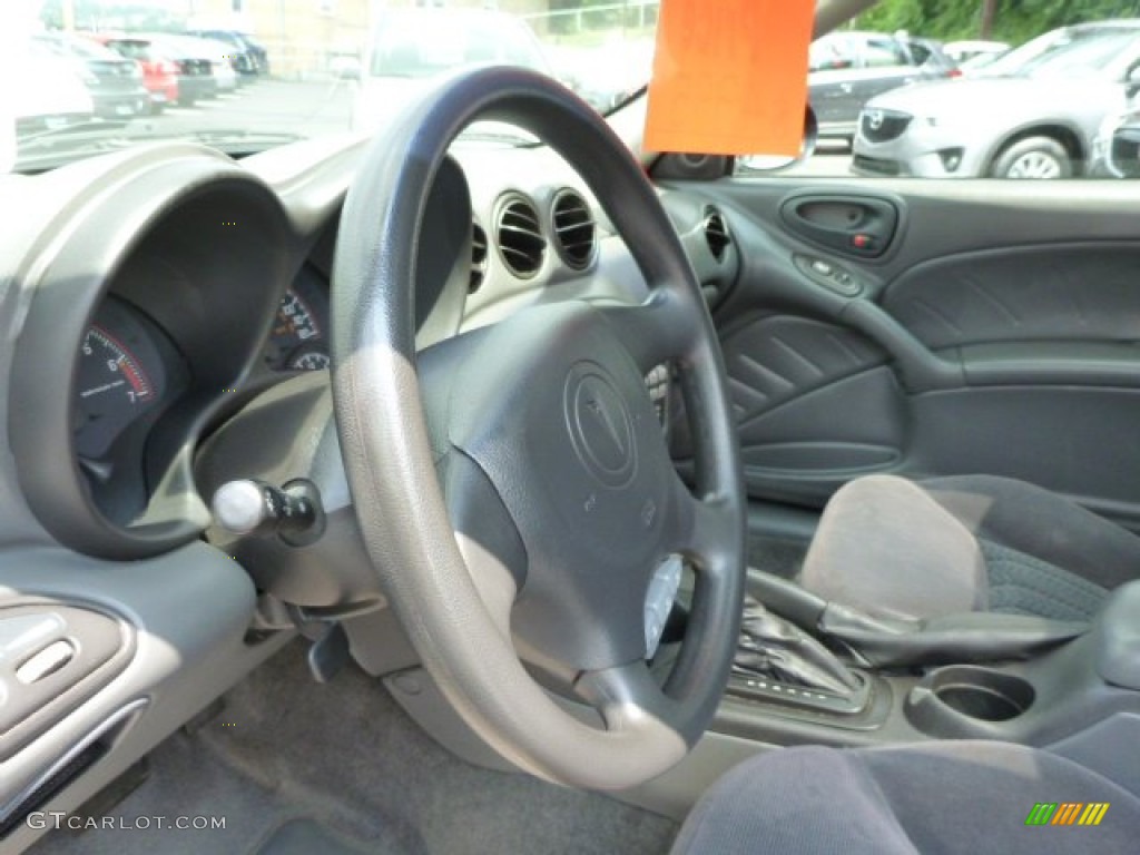 2002 Grand Am SE Coupe - Redfire Metallic / Dark Pewter photo #16