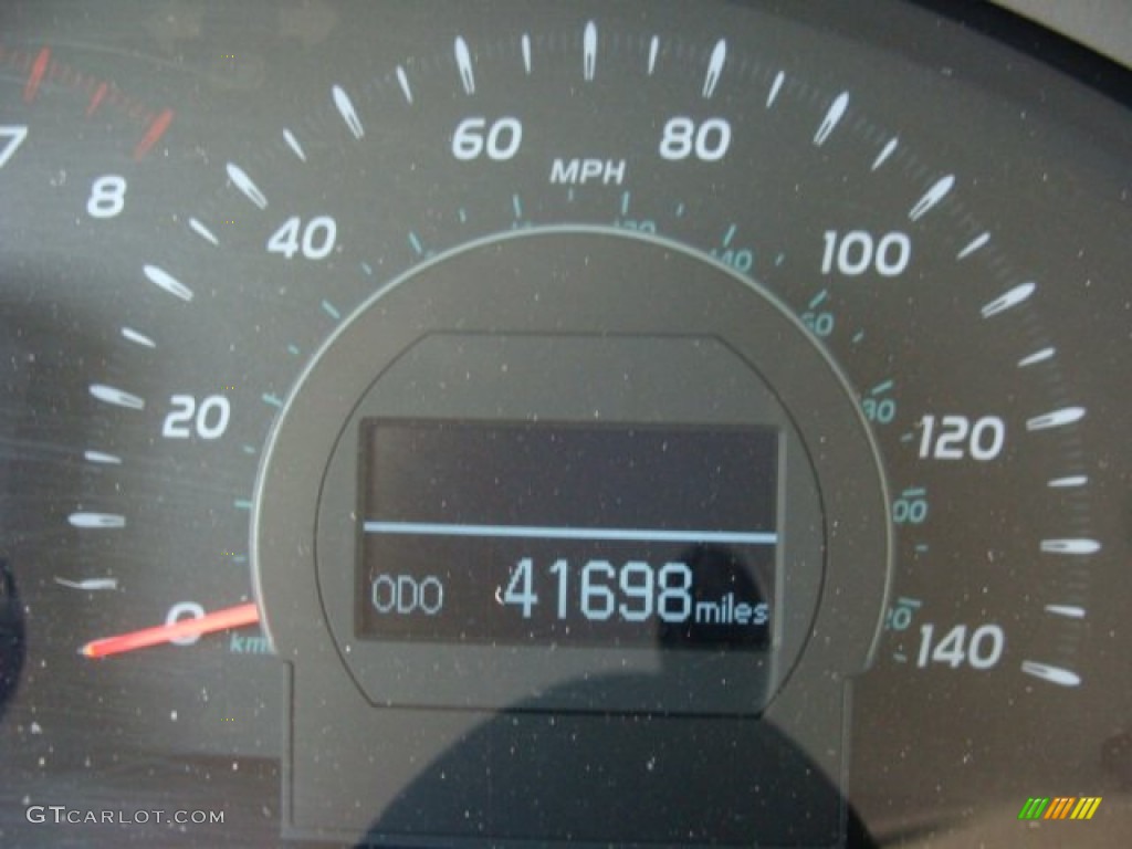 2011 Camry XLE - Super White / Bisque photo #10