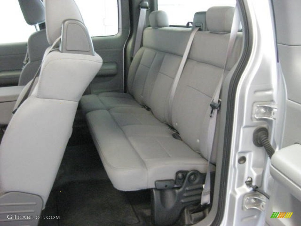 2005 F150 STX SuperCab 4x4 - Silver Metallic / Medium Flint Grey photo #11