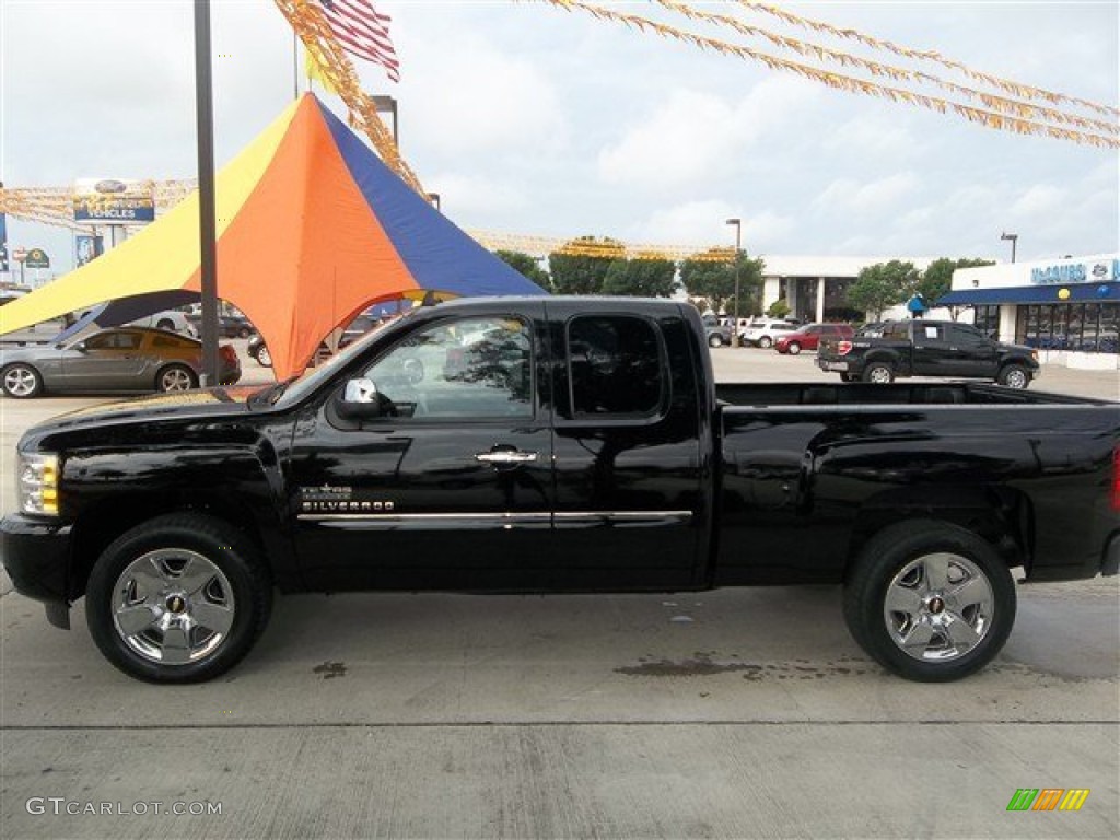 2011 Silverado 1500 LT Extended Cab - Black / Ebony photo #2