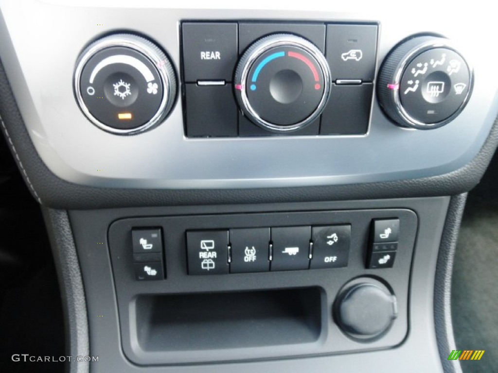 2014 GMC Acadia SLE AWD Controls Photo #83254577