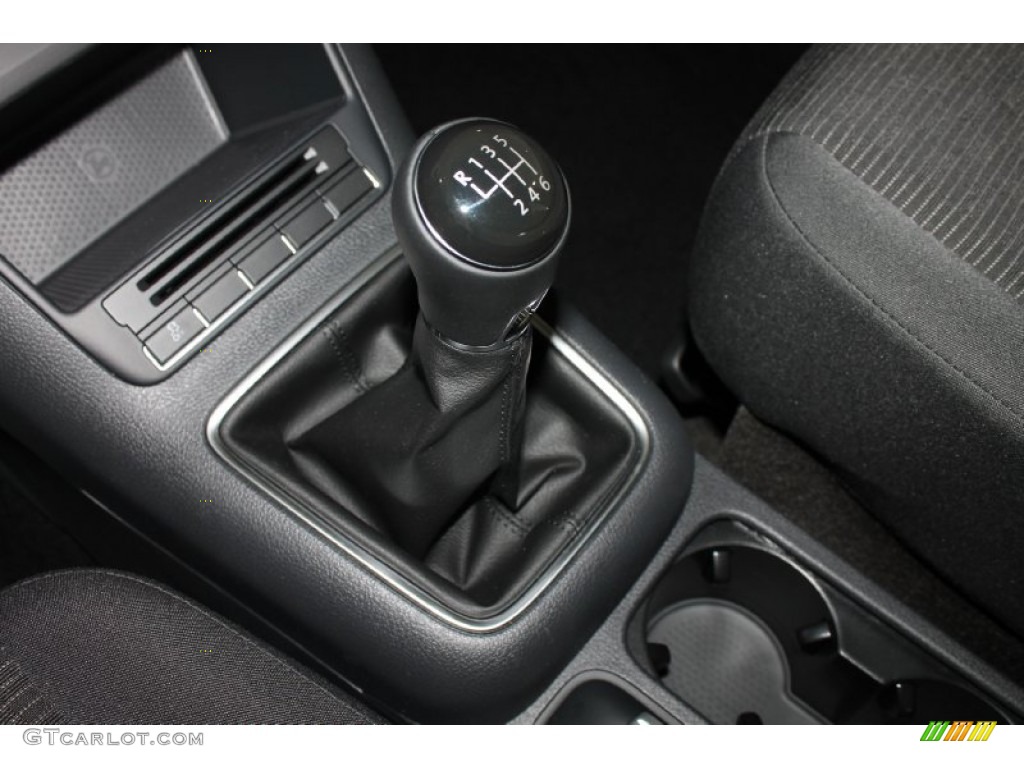 2013 Volkswagen Tiguan S 6 Speed Manual Transmission Photo #83257337