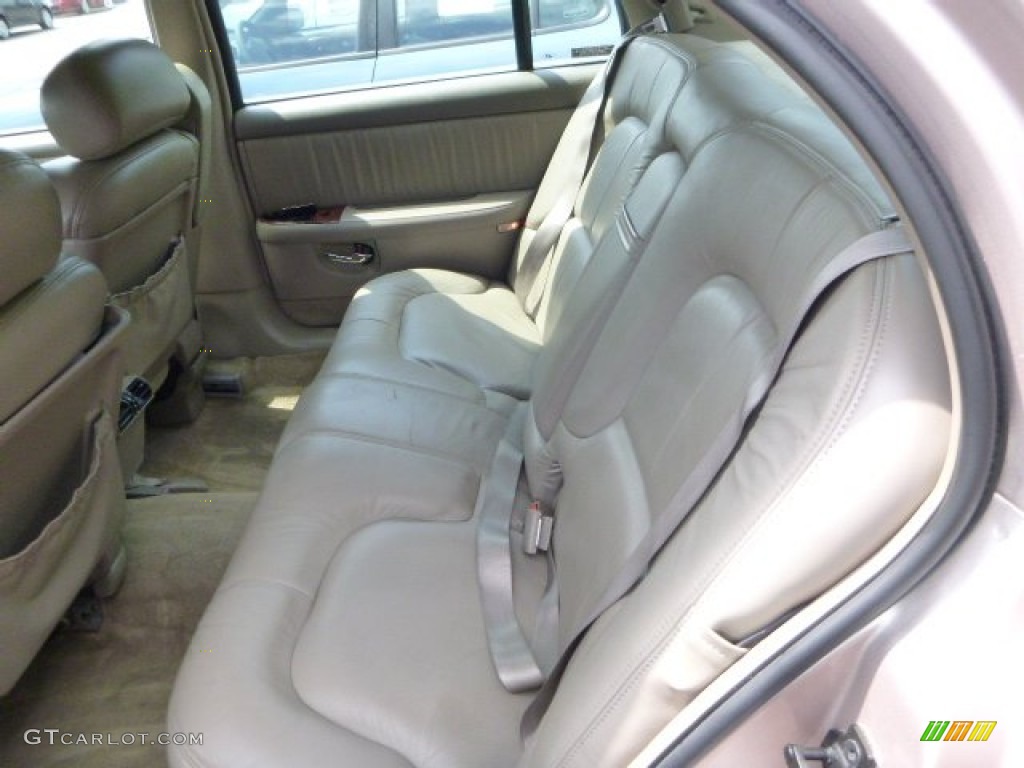 1998 Buick Park Avenue Standard Park Avenue Model Rear Seat Photo #83262137