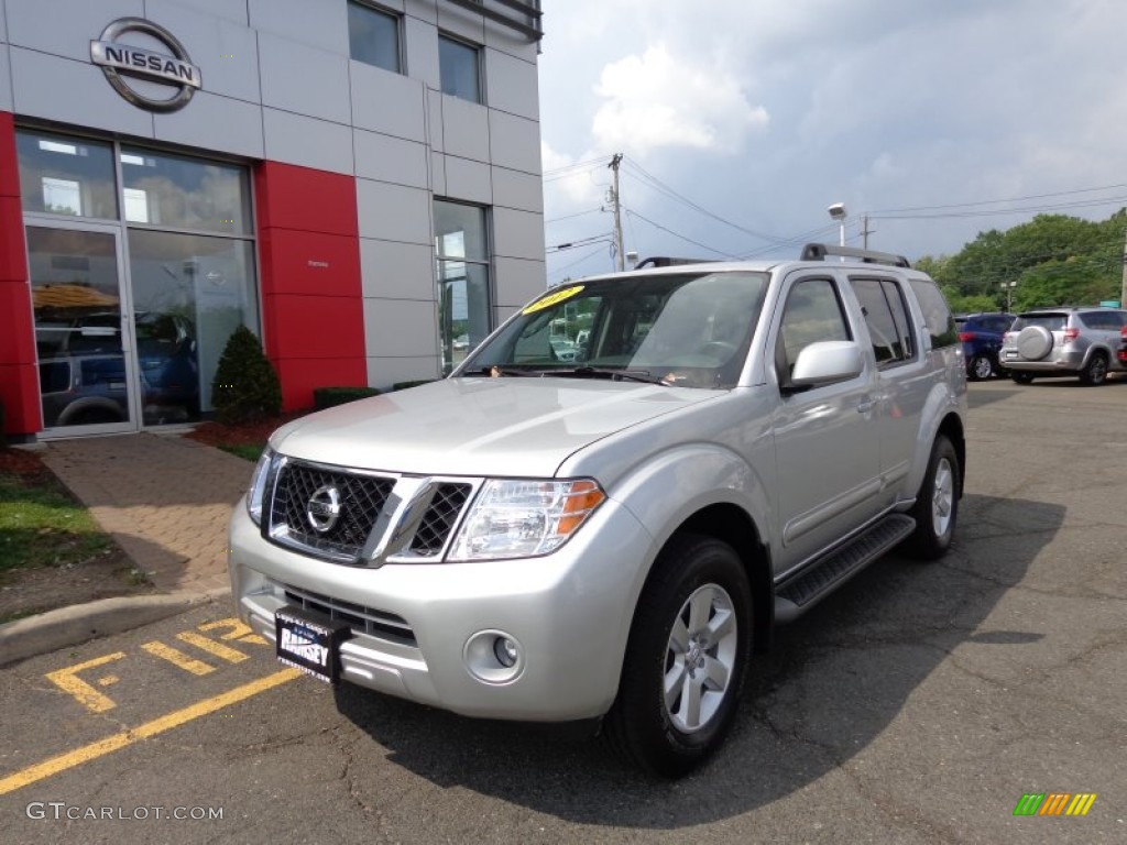 2012 Pathfinder SV 4x4 - Brilliant Silver / Graphite photo #1