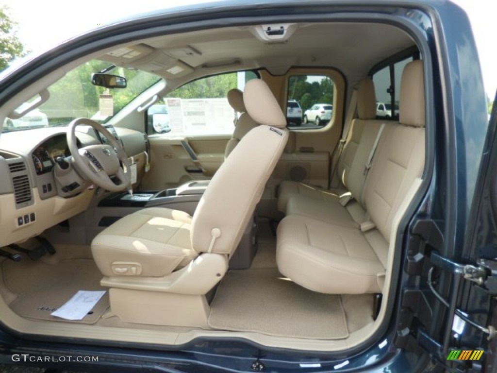 2013 Titan SV King Cab 4x4 - Graphite Blue / Almond photo #13