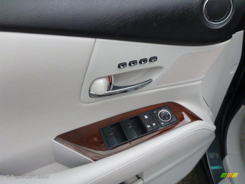 2011 Lexus RX 350 Controls Photo #83264639