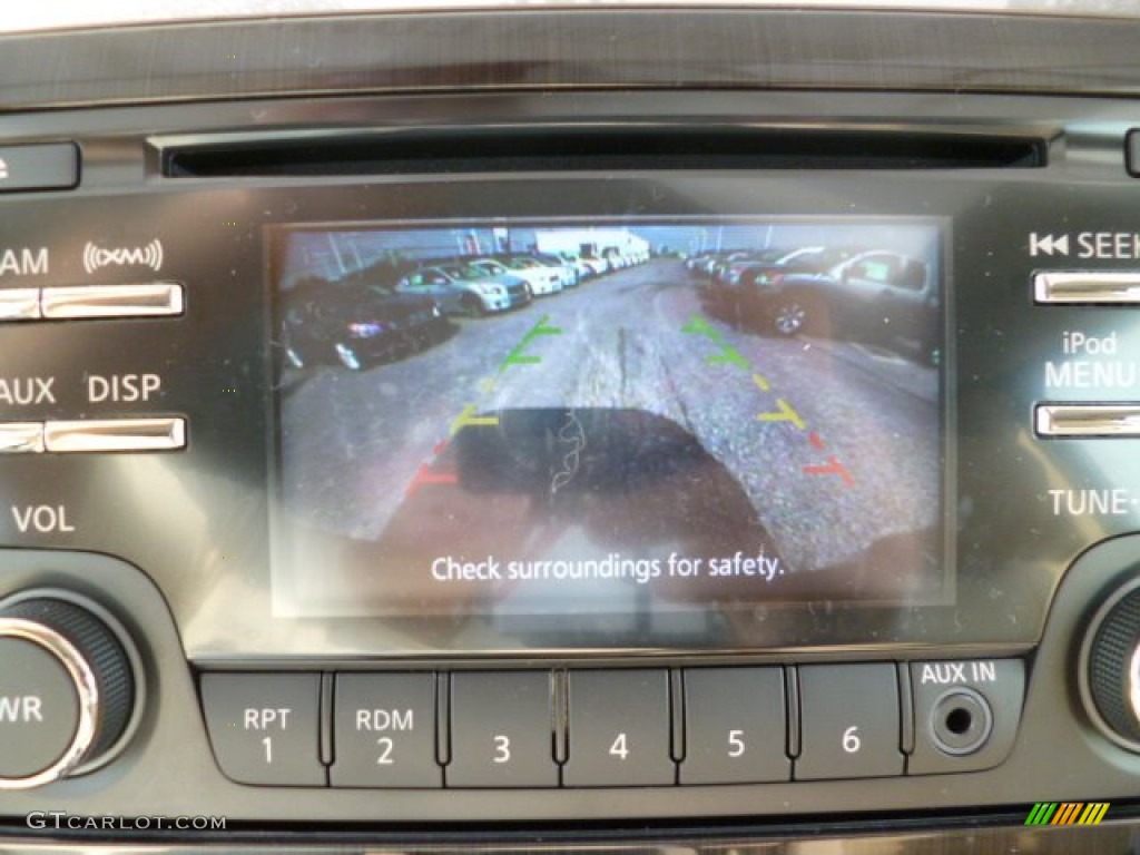 2013 Titan SV King Cab 4x4 - Graphite Blue / Almond photo #18