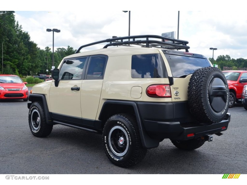 2010 FJ Cruiser Trail Teams Special Edition 4WD - Sandstorm / Dark Charcoal/Beige photo #27