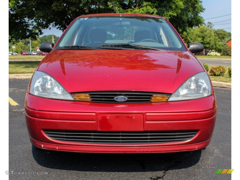 2003 Focus LX Sedan - Sangria Red Metallic / Medium Graphite photo #2