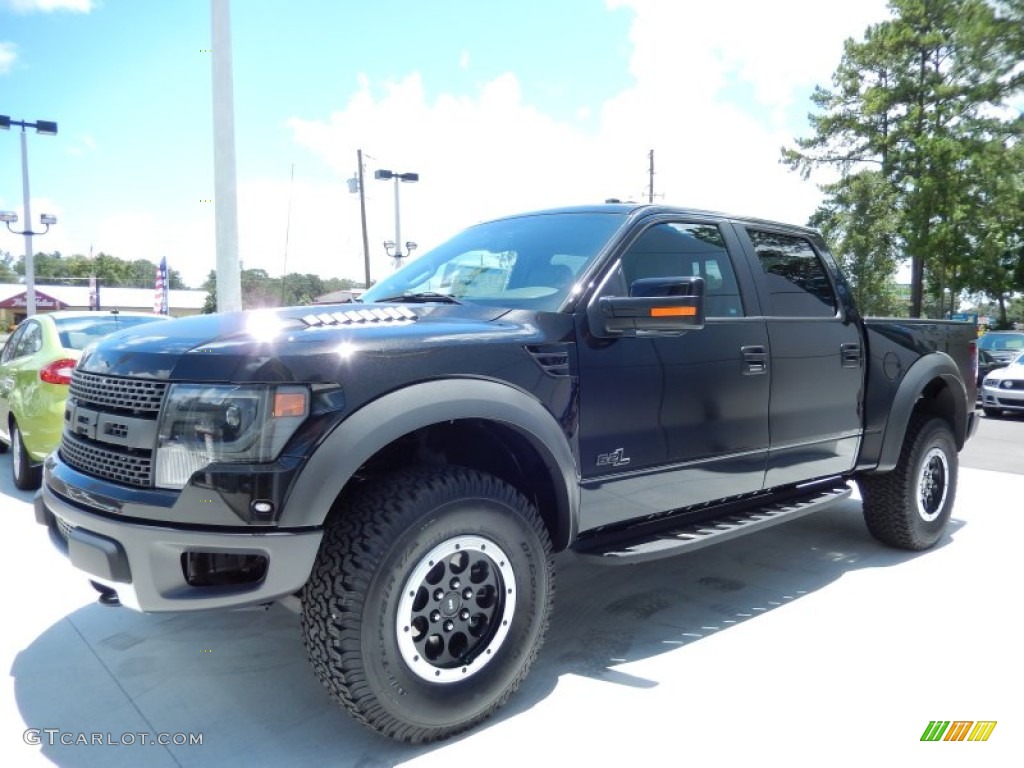 2013 F150 SVT Raptor SuperCrew 4x4 - Tuxedo Black Metallic / Raptor Black Leather/Cloth photo #1