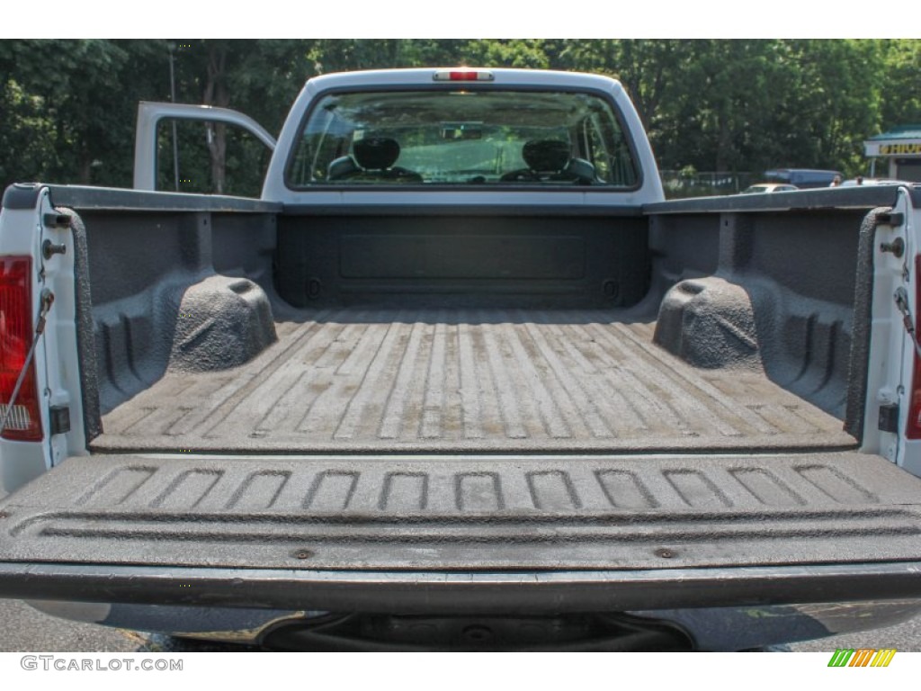 2002 F250 Super Duty XL SuperCab 4x4 - Oxford White / Medium Flint photo #18