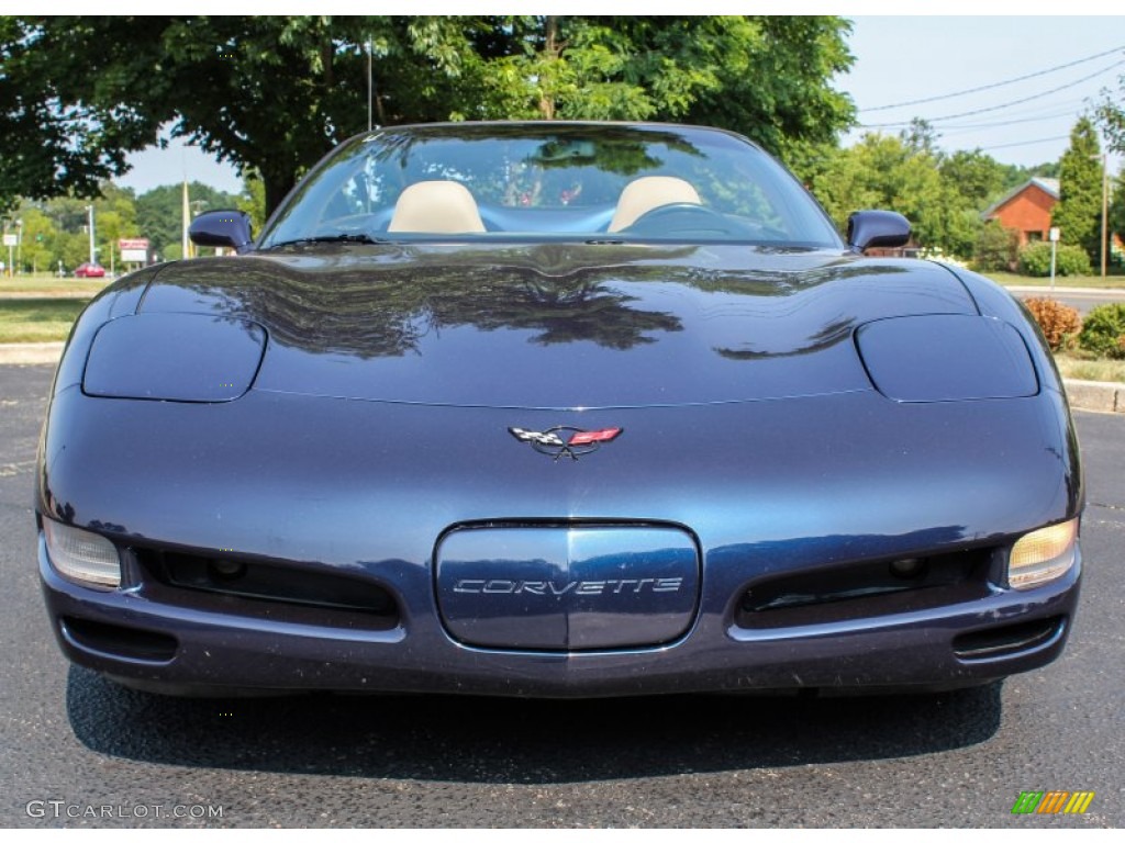 Navy Blue Metallic 2001 Chevrolet Corvette Convertible Exterior Photo #83271214