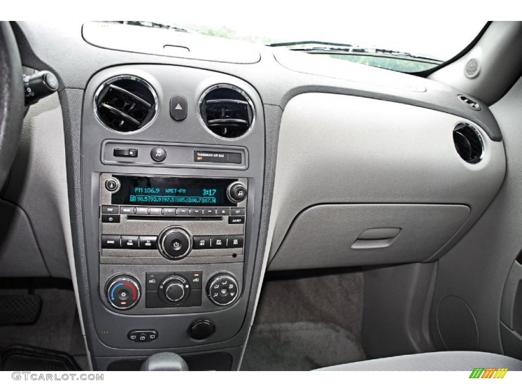 2010 HHR LT - Silver Ice Metallic / Gray photo #16