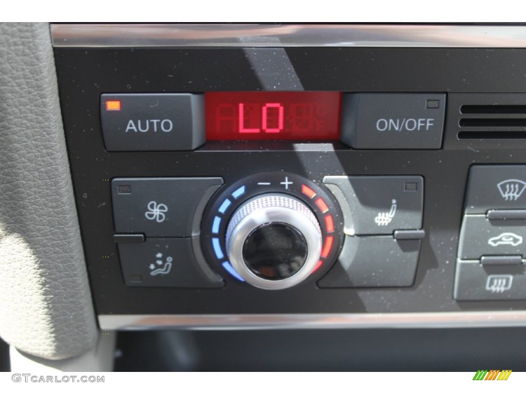 2013 Audi Q7 3.0 TDI quattro Controls Photo #83276725
