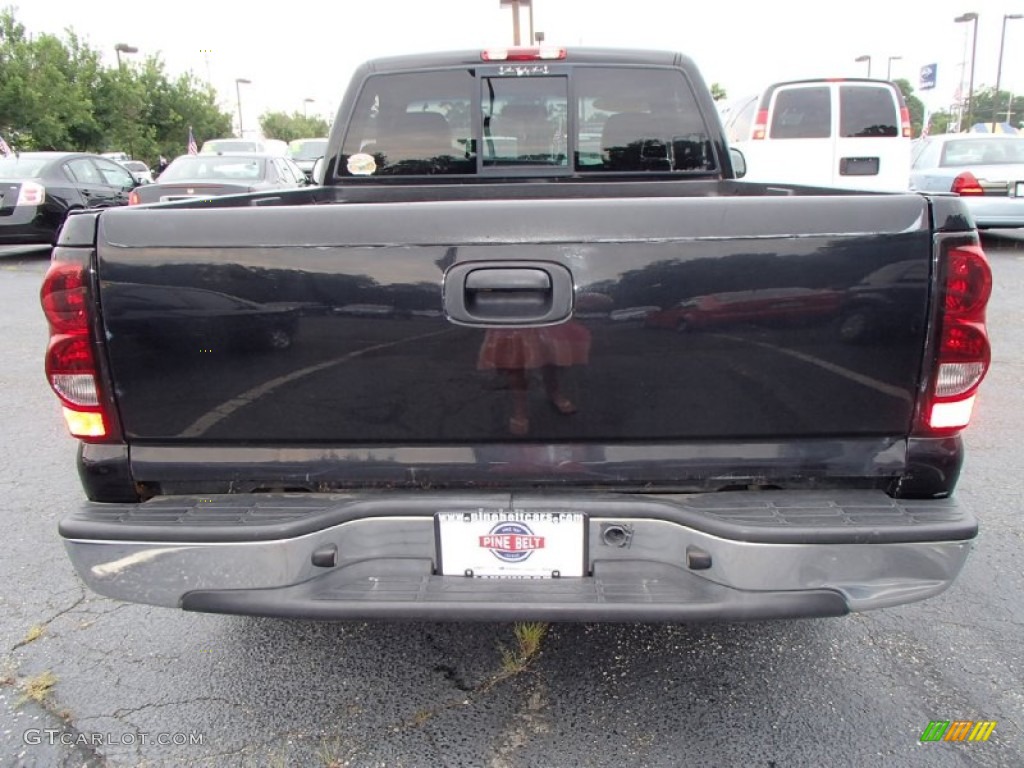 2005 Silverado 1500 Regular Cab - Black / Dark Charcoal photo #5